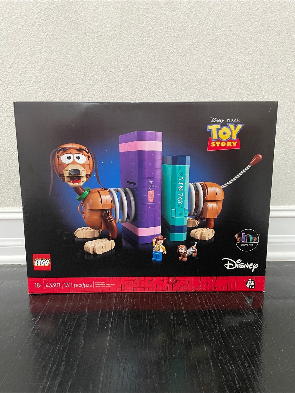 LEGO Disney™ Toy Story Slinky Dog
Bookends
